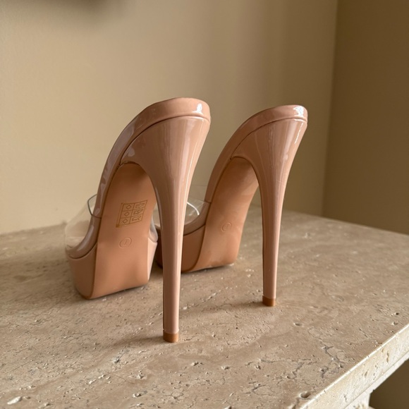 Pretty Little Thing Clear Platform Heels - Picture 6 of 6